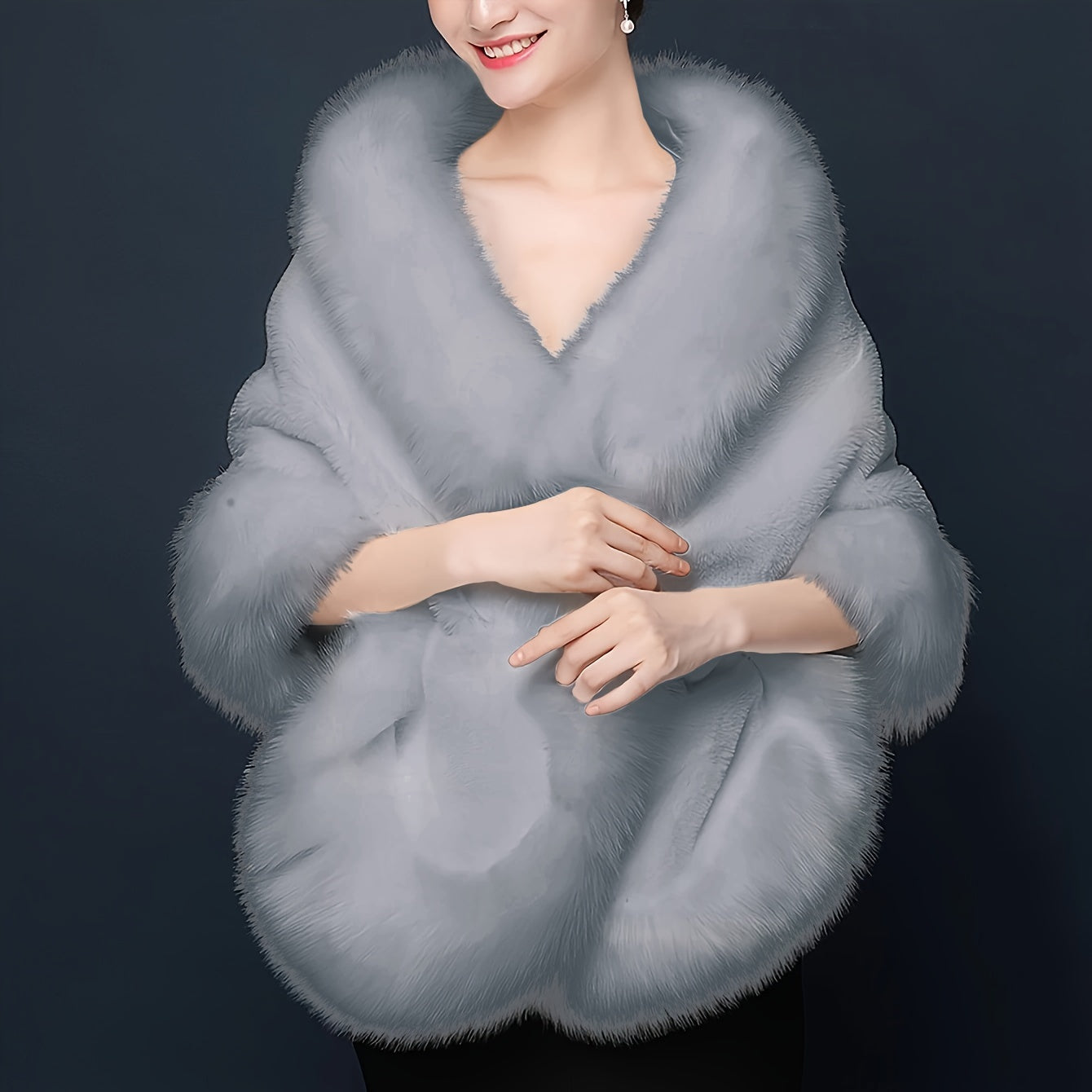 Luxurious Baroque-Style White Faux Fur Shawl - Cozy, Windproof Cape with Large Buttons for Brides & Party Gatherings, Perfect for Fall/Winter Elegance, Wedding Cape