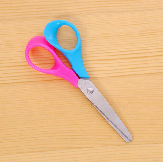 1 Pc Children's Cartoon Round-Head Safety Scissors with Plastic DIY Manual Paper-cut Kindergarten Art Designer Stationery