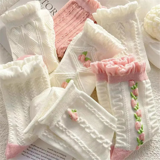 5 Pairs Women White Pink Floral Pattern Socks Cute Sweet Versatile Fashionable Socks Comfortable Breathable Mid Length Socks 