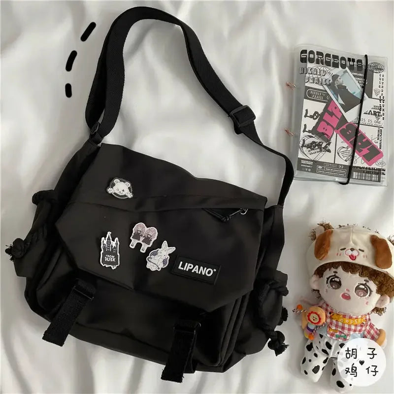 Korean Street Style Versatile Artistic Hong Kong Version Shoulder Bag Messenger Crossbody Bag