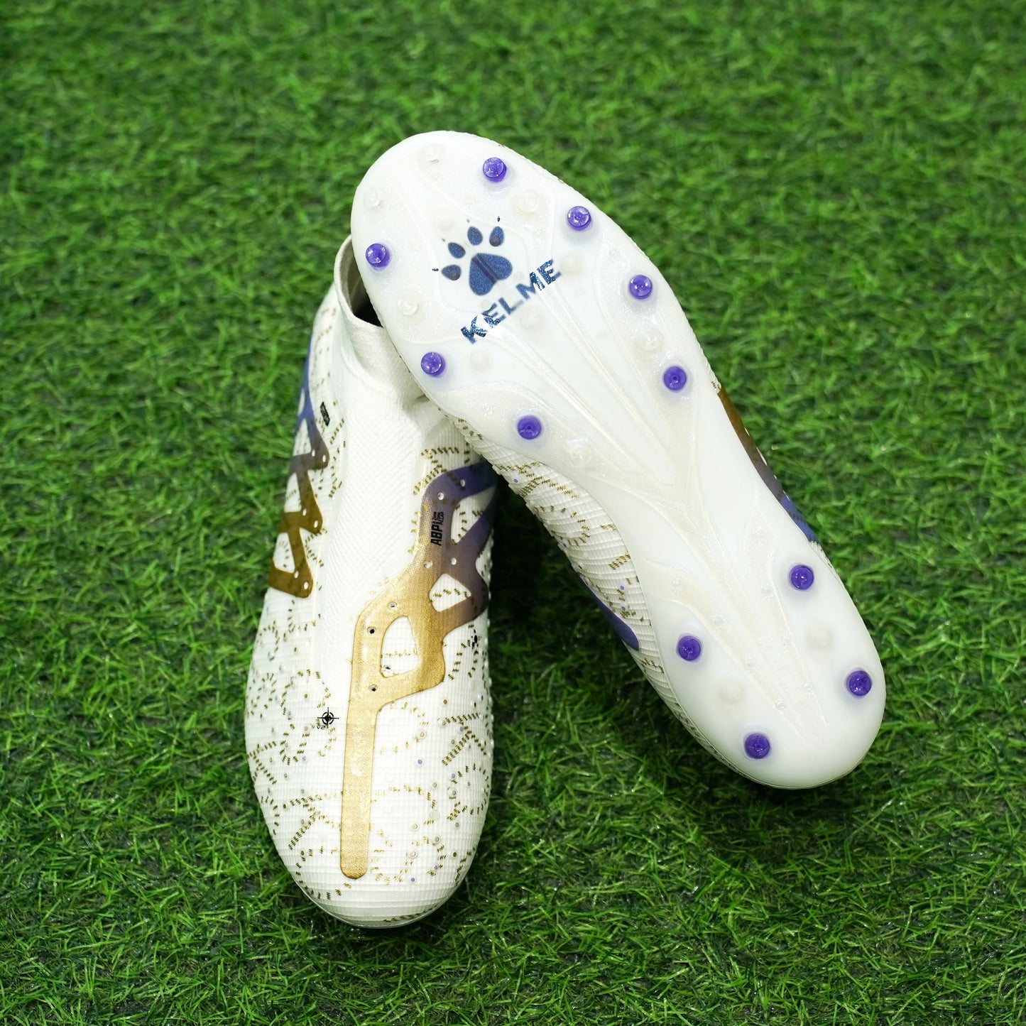 Botas de fútbol Kelme para hombre, de caña alta, profesionales, TF, con clavos rotos, para entrenamiento de adultos, botas de fútbol Mg, botas de fútbol con clavos cortos.