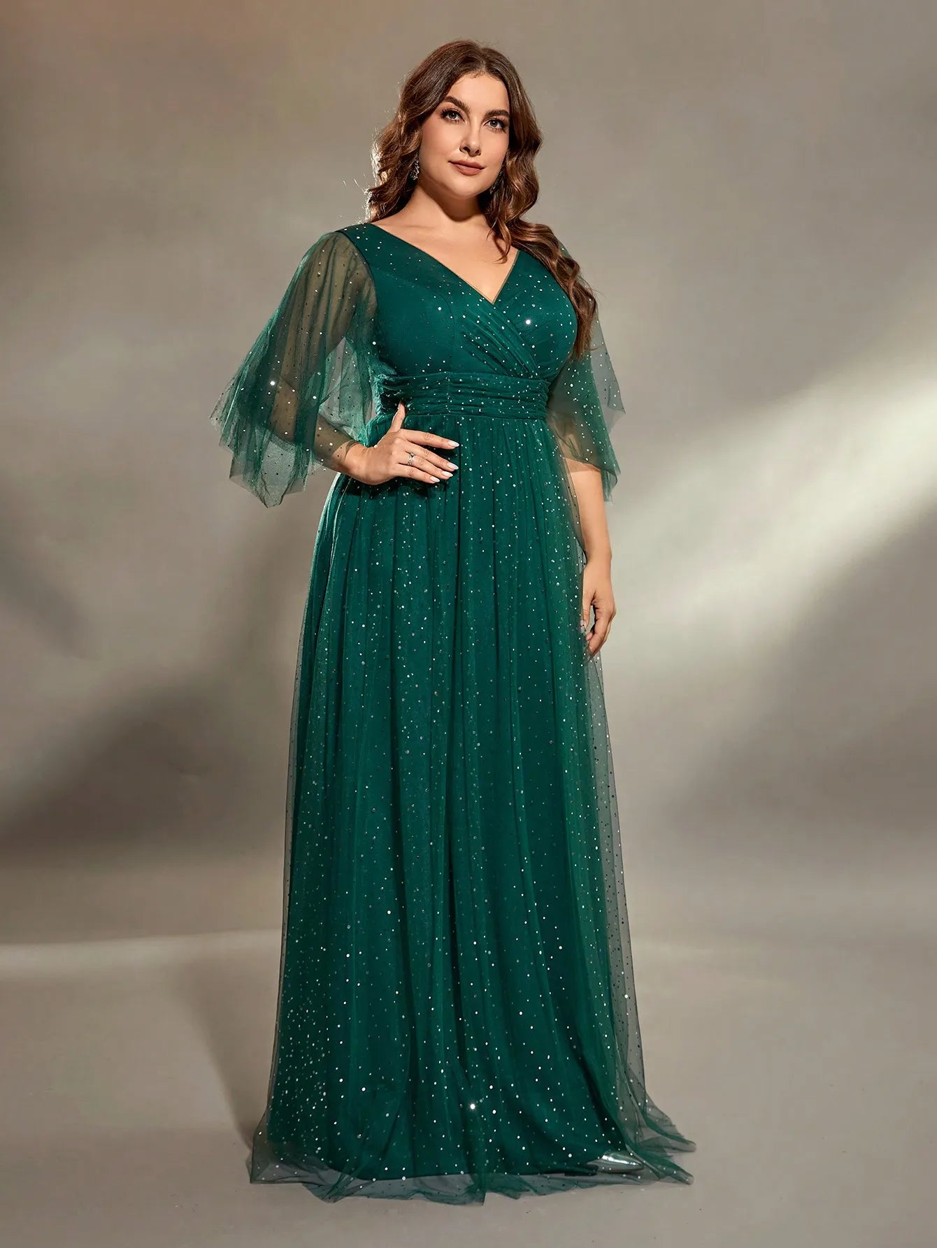 Vestido de noche Mgiacy de talla grande con escote en V, pliegues cruzados en el pecho, manga larga irregular, falda larga de red y una sola capa, vestido de fiesta de graduación