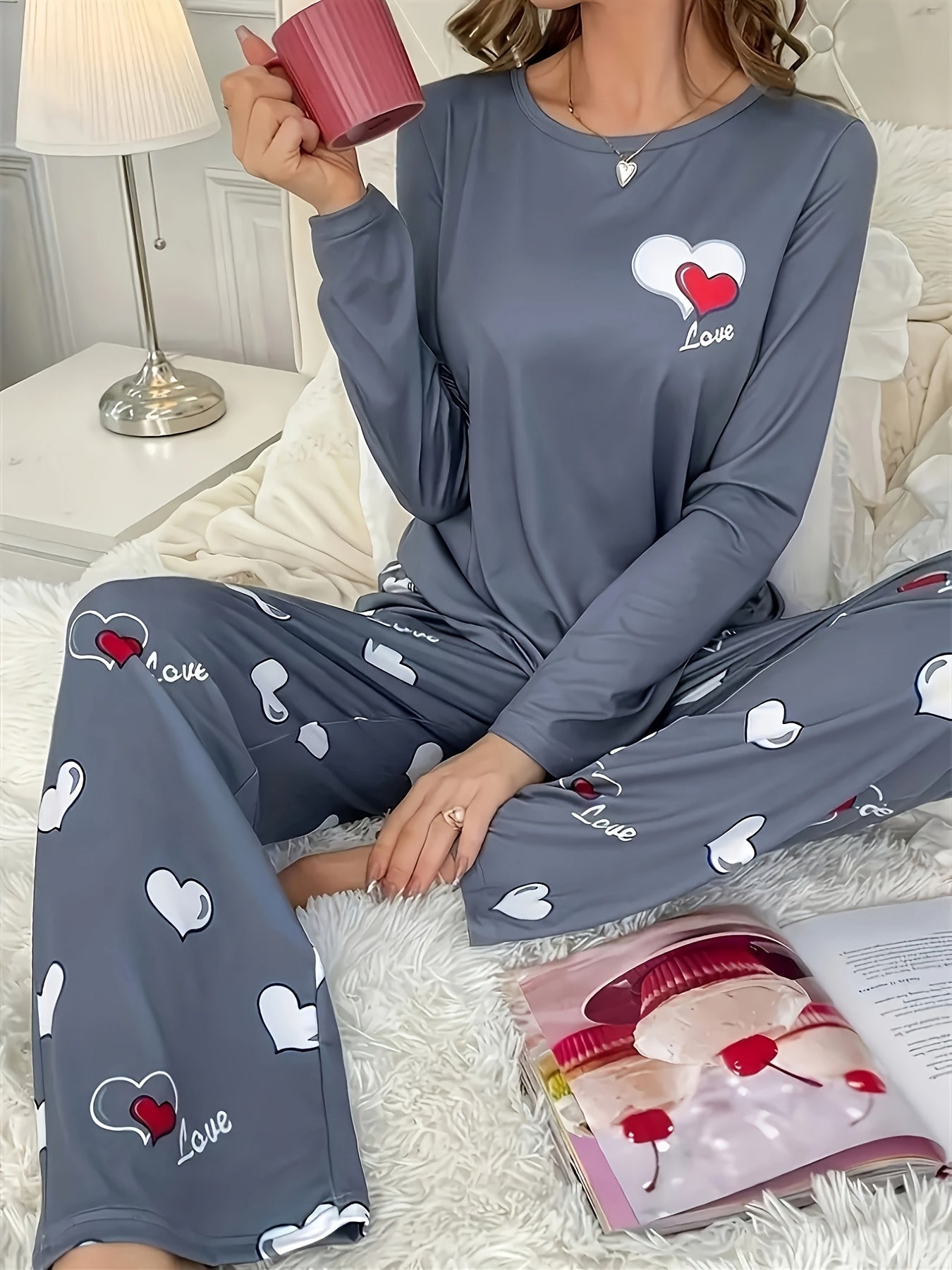 Cozy & Cute Women's Heart Pattern Pajama Set in Dark Gray - Long Sleeve & Pants, Round Neck, Soft Polyester Blend, Machine Washable Sleepwear for Autumn/Winter