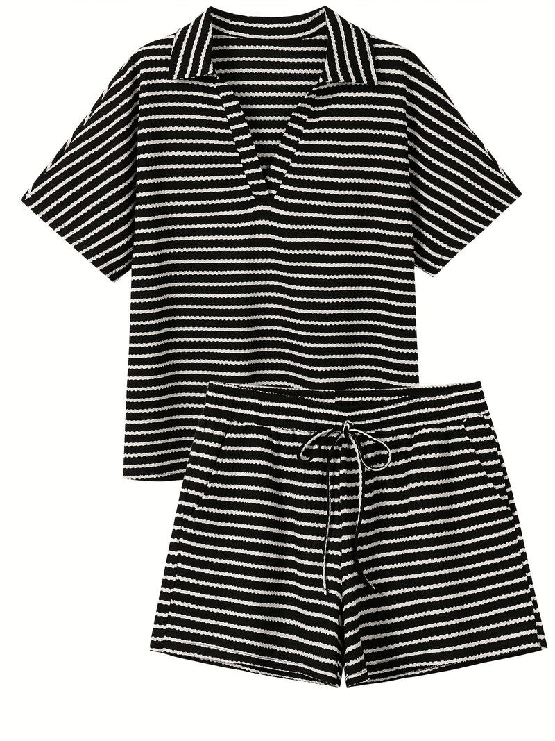 Summer New Arrival Plus Size Women's V-Neck Striped Top and Shorts Set
