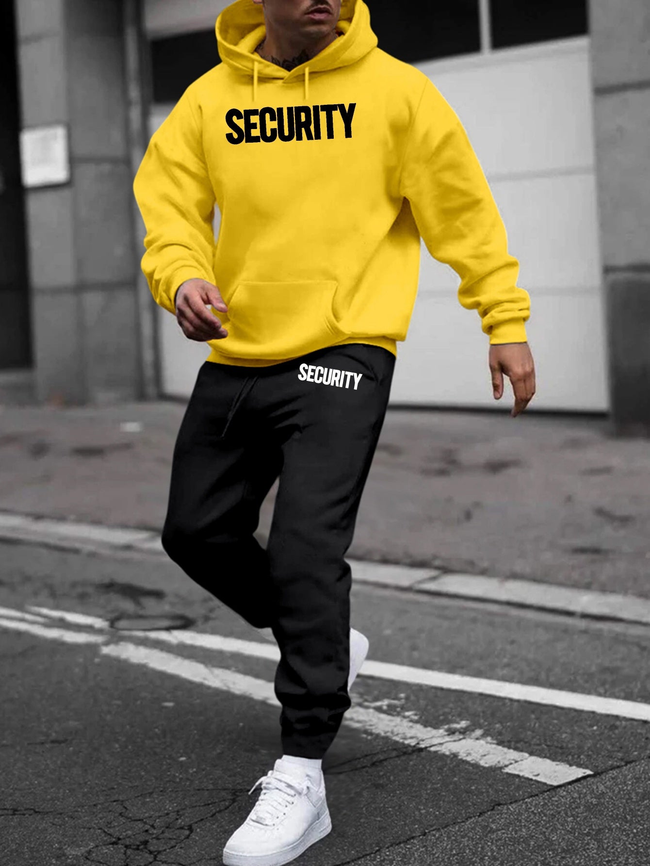 Conjunto deportivo informal de poliéster con estampado de seguridad: tejido de punto 100 % poliéster, sudadera con capucha de manga larga y pantalones deportivos ligeramente elásticos, sudadera y pantalones de corte regular para otoño/invierno.