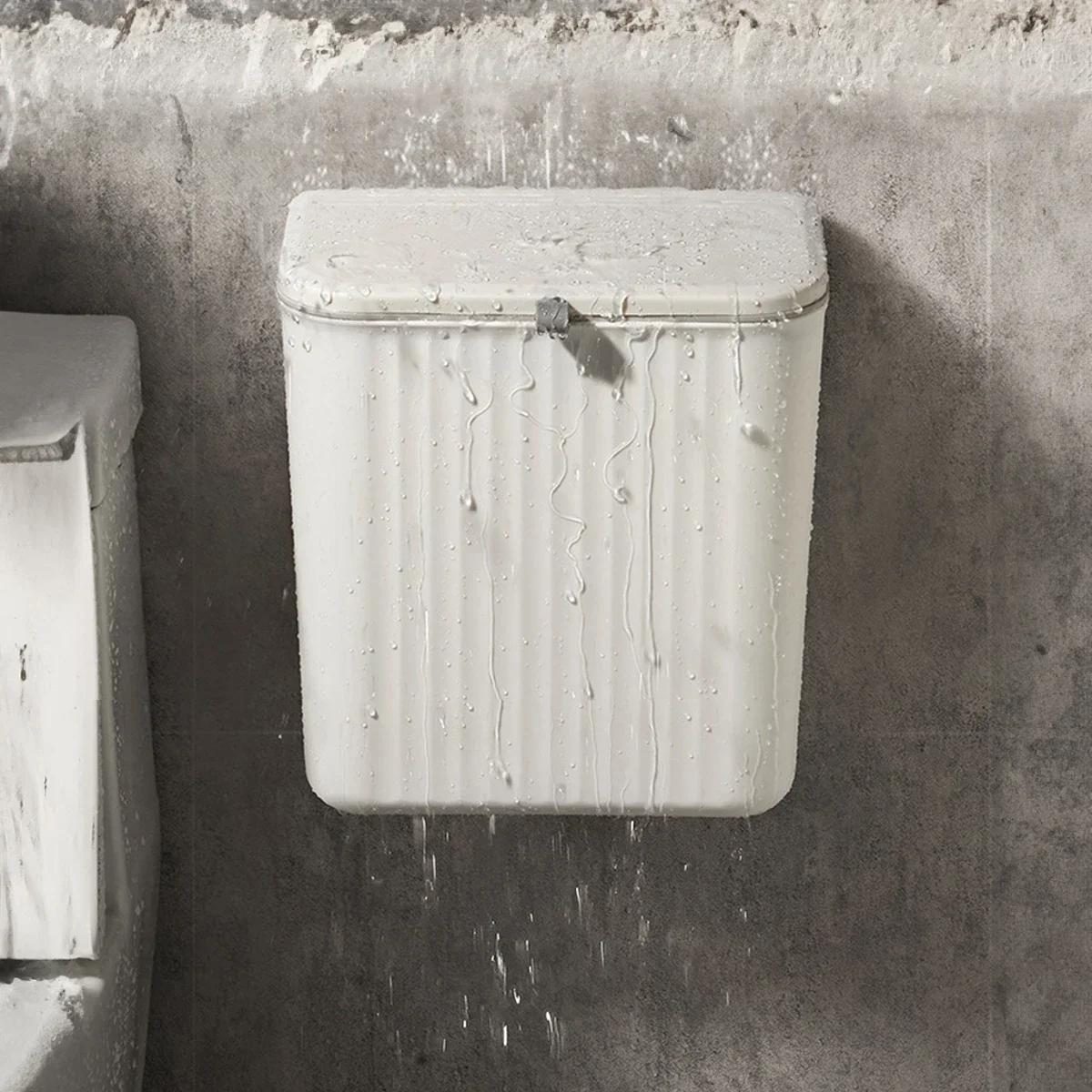 Papelera de pared blanca para cocina, fácil de limpiar y que ahorra espacio. Plástico duradero. Almacenamiento multifuncional.