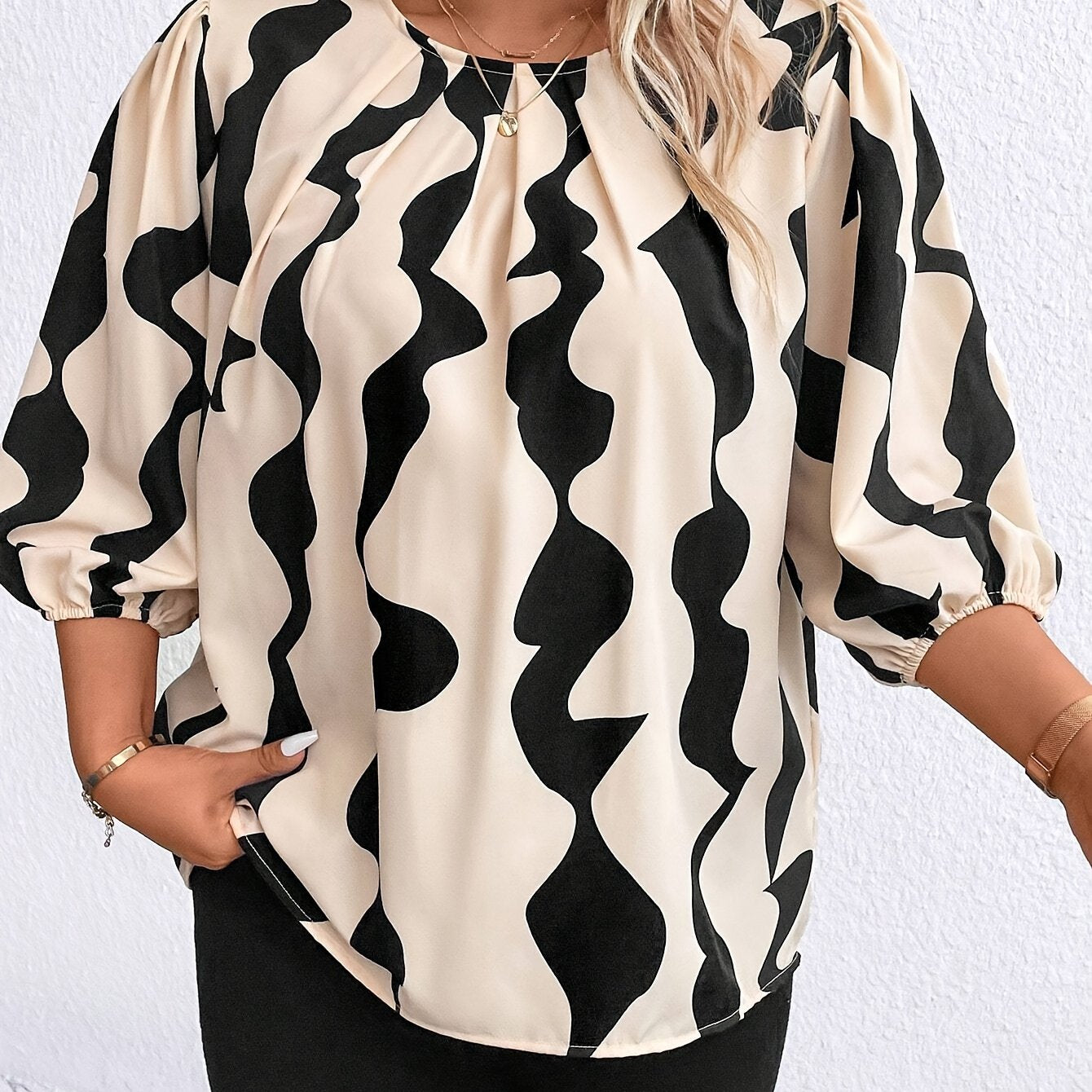 Plus Size Geometric Print Blouse, Casual Crew Neck Lantern Sleeve Blouse For Summer, Women's Plus Size Clothing