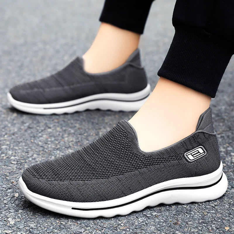 2023 Breathable Mesh Casual Sports Shoes Men's Comfortable Lazy Shoes Odor-resistant Men's Casual Shoes Versatile 