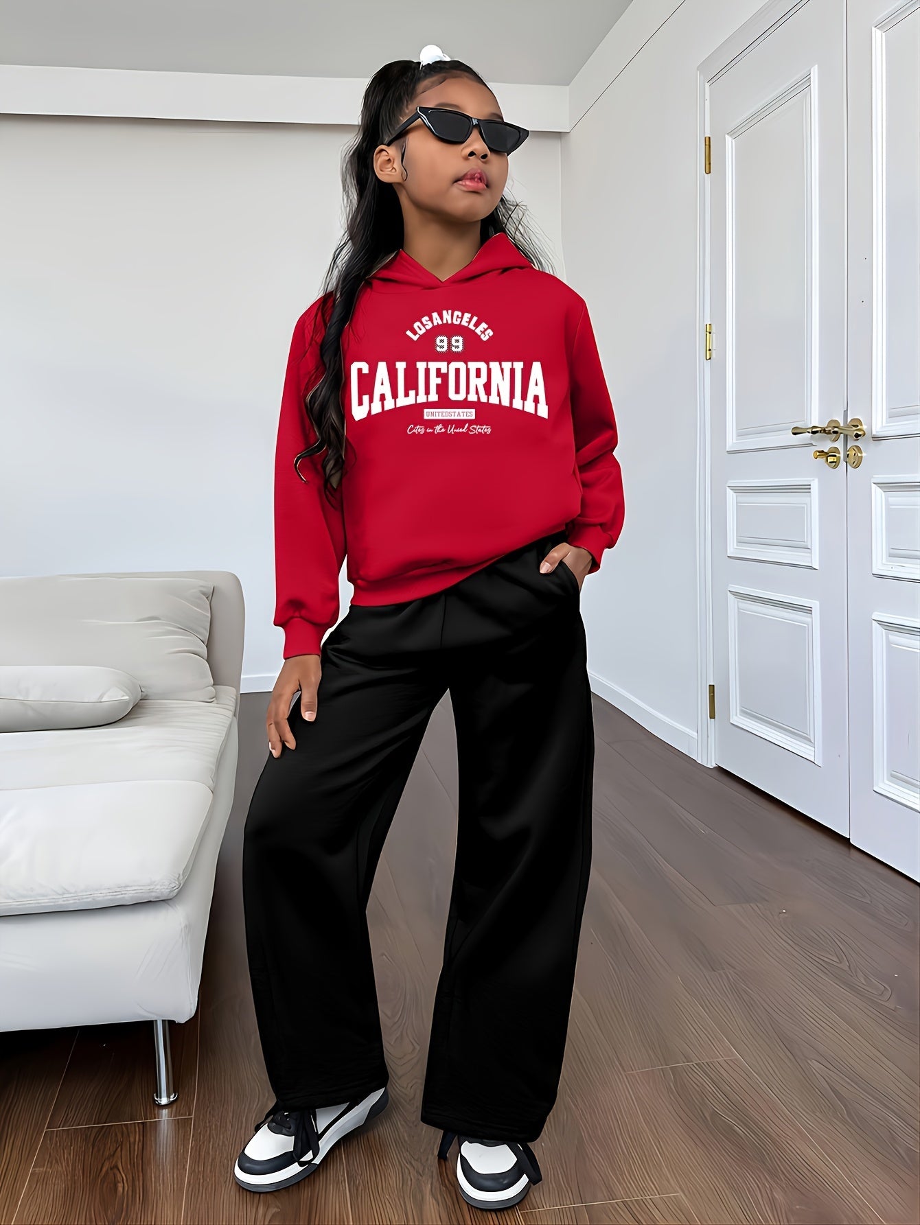 Conjunto de sudadera con capucha y pantalón ancho para niña, informal, con estampado de letras y dibujos animados, 304, poliéster elástico, corte holgado, otoño/invierno, tejido de punto, ropa juvenil, para exteriores.
