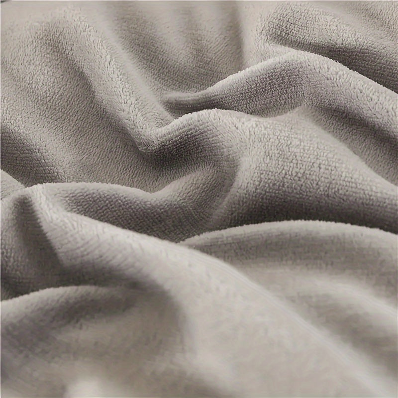 Reversible Plaid Comforter - Contemporary All-Season Quilted Duvet Insert with Box Stitch, Ultra Soft Milk Velvet Fabric, Medium Weight Polyester Fill, Machine Washable, Multipurpose - Available in 9 Sizes, Christmas Present