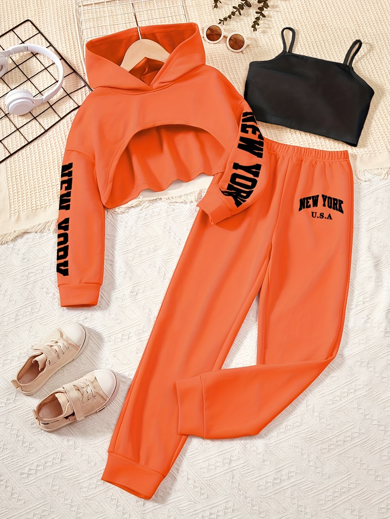Girls' 3pcs Fashion Outfit, Short Hoodie and Tank Top with Athletic Pants Set, New York Print Casual Long Sleeve Top, Kids Spring/Summer/Autumn/Winter Clothing, Knitted Fabric, Stretchy, Letter Pattern, Regular Fit, Polyester
