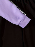 Conjunto deportivo de 3 piezas para niña: sudadera con capucha, camiseta de tirantes y pantalón deportivo. Versátil y cómodo para uso informal al aire libre. Ideal como regalo.