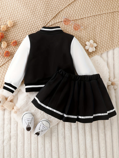 Conjunto de 2 piezas de chaqueta de béisbol con estampado de niña y falda plisada para exteriores, ideal para fiestas y deportes.