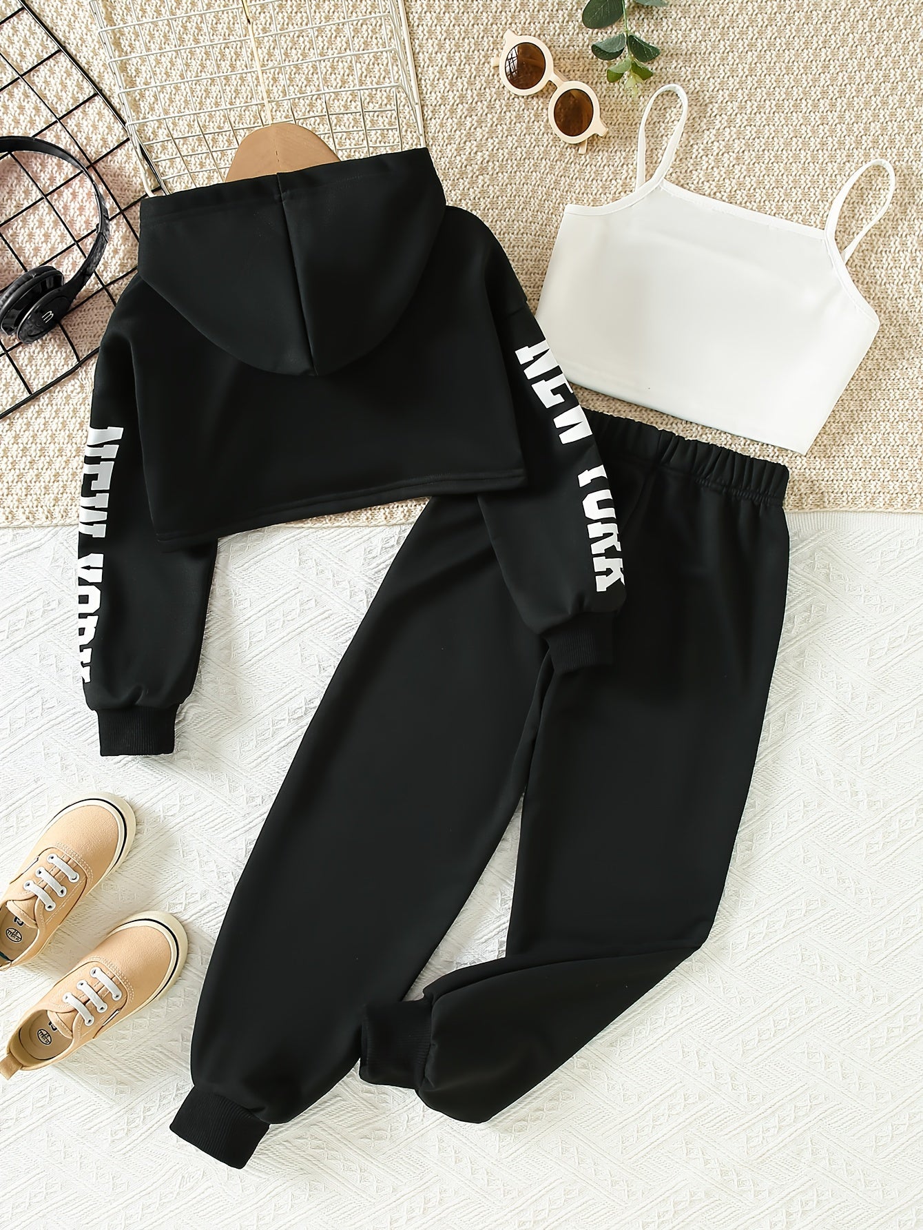 Girls' 3pcs Fashion Outfit, Short Hoodie and Tank Top with Athletic Pants Set, New York Print Casual Long Sleeve Top, Kids Spring/Summer/Autumn/Winter Clothing, Knitted Fabric, Stretchy, Letter Pattern, Regular Fit, Polyester