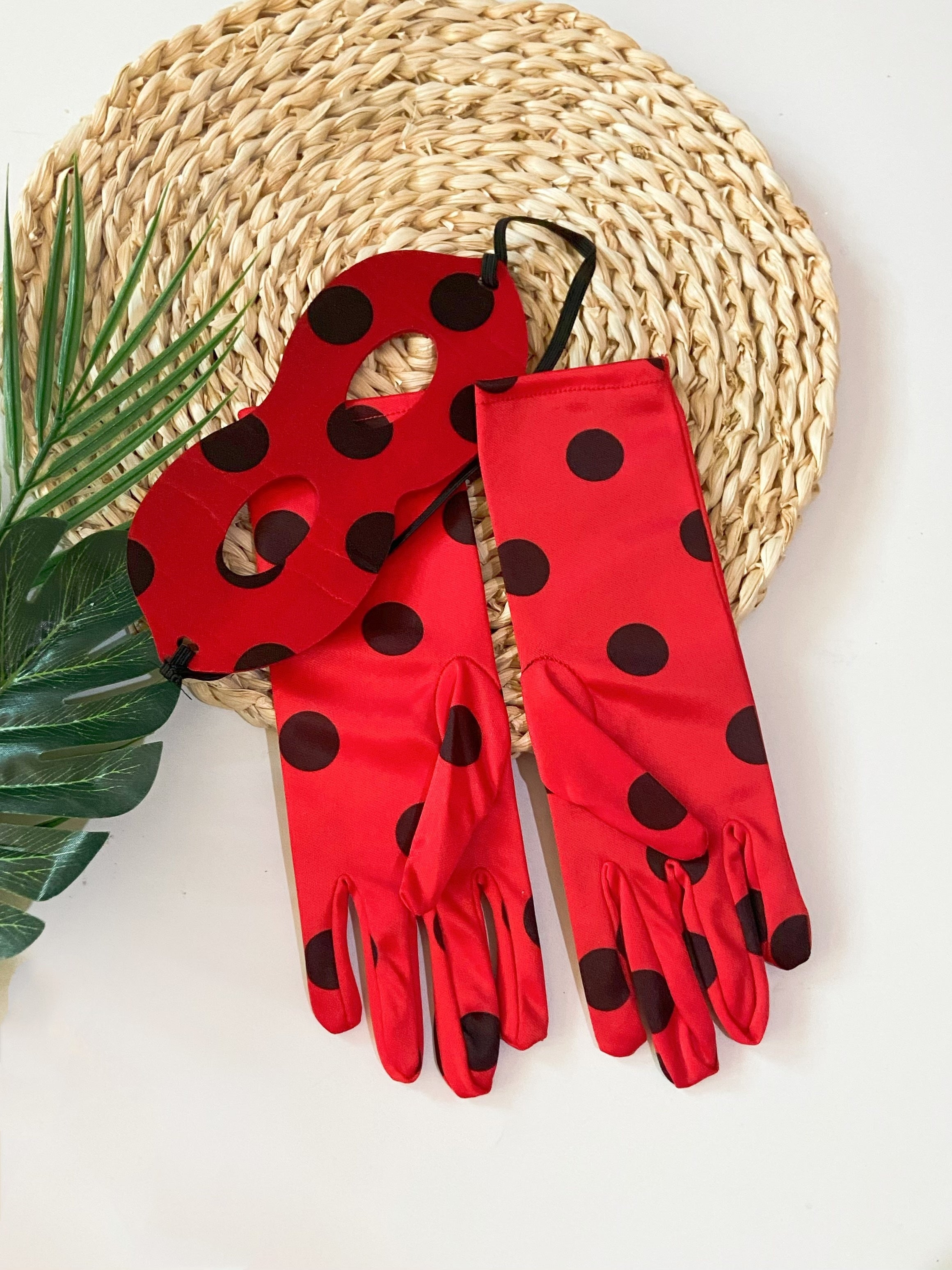 Adorable disfraz de mariquita para niña: disfraz de escarabajo superhéroe de 3 piezas con falda de tutú, guantes y diadema, perfecto para Halloween y fiestas.