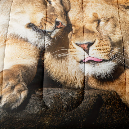Lion Duvet Cover Set - 2/3 Piece Polyester Comforter with Stain Resistant Feature, Machine Washable, Digital Print, Woven Fabric, Includes 1 Comforter and 1/2 Pillowcases (No Insert)