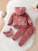 2-piece Baby's LOVE Embroidery Warm Fuzzy Hoodie + Cute Bear Bag + Casual Pants, Toddler &amp; Infant Girl's Outdoor Clothing Set For Fall Winter