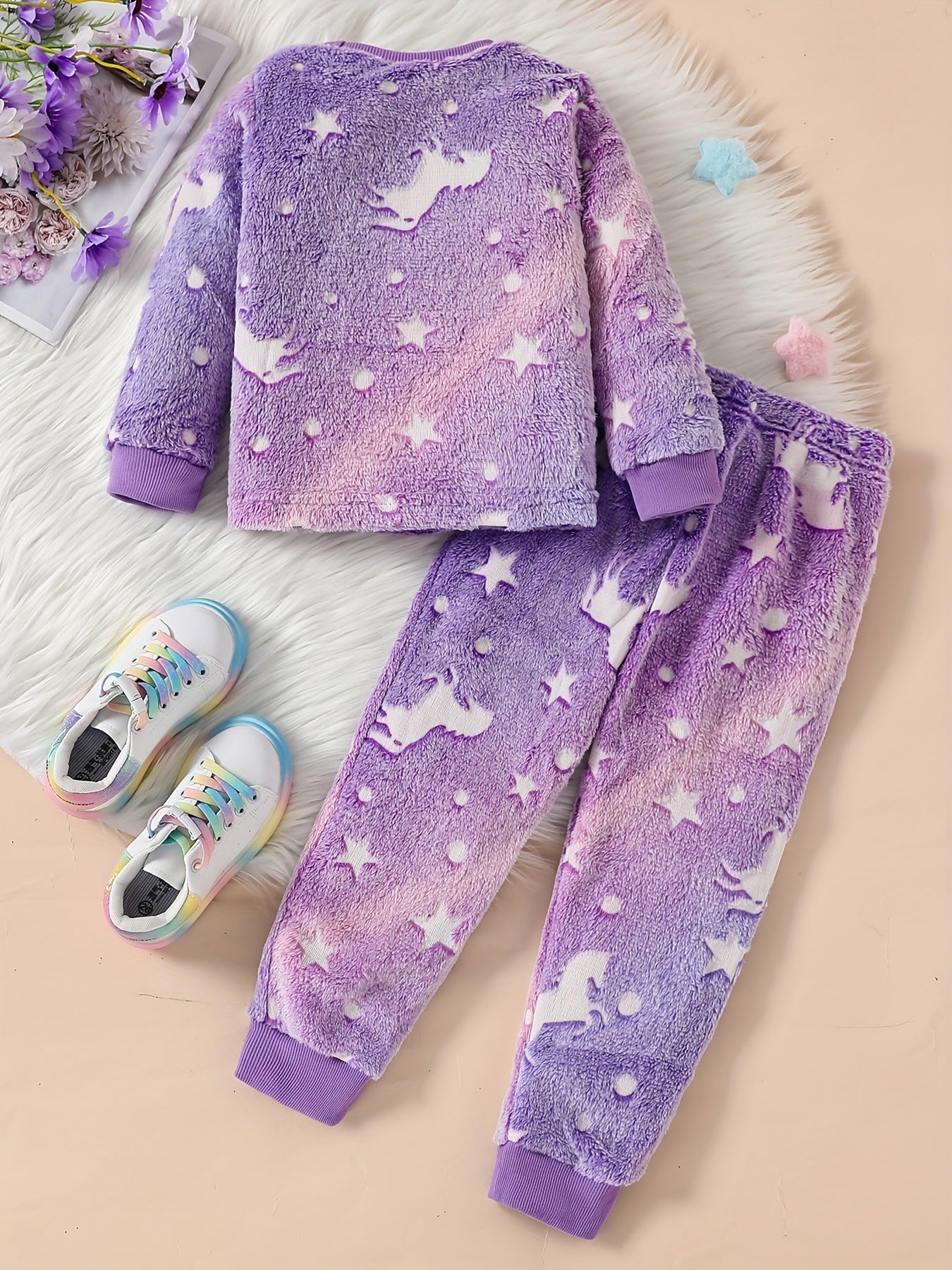 Girls' Autumn and Winter Cute Purple Unicorn Plush Long Sleeve and Pants Suit, Perfect for Outdoor