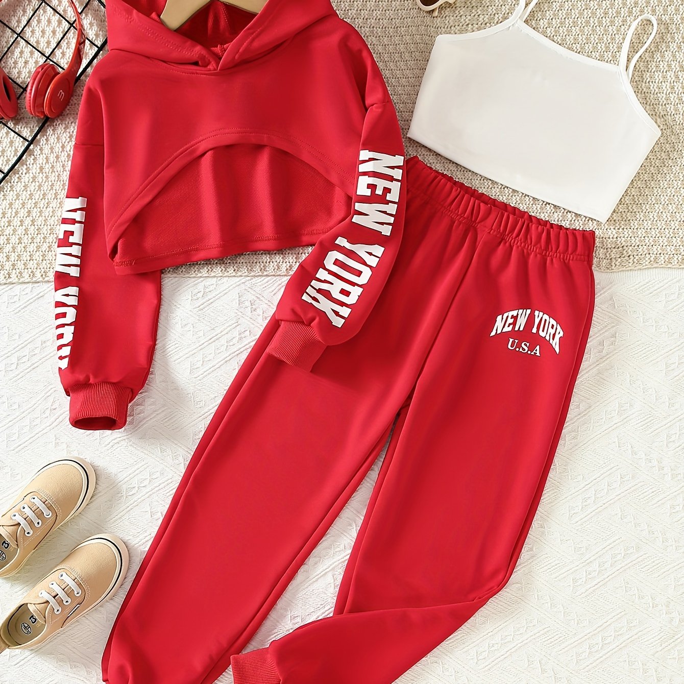Girls' 3pcs Fashion Outfit, Short Hoodie and Tank Top with Athletic Pants Set, New York Print Casual Long Sleeve Top, Kids Spring/Summer/Autumn/Winter Clothing, Knitted Fabric, Stretchy, Letter Pattern, Regular Fit, Polyester