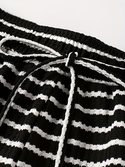 Summer New Arrival Plus Size Women's V-Neck Striped Top and Shorts Set