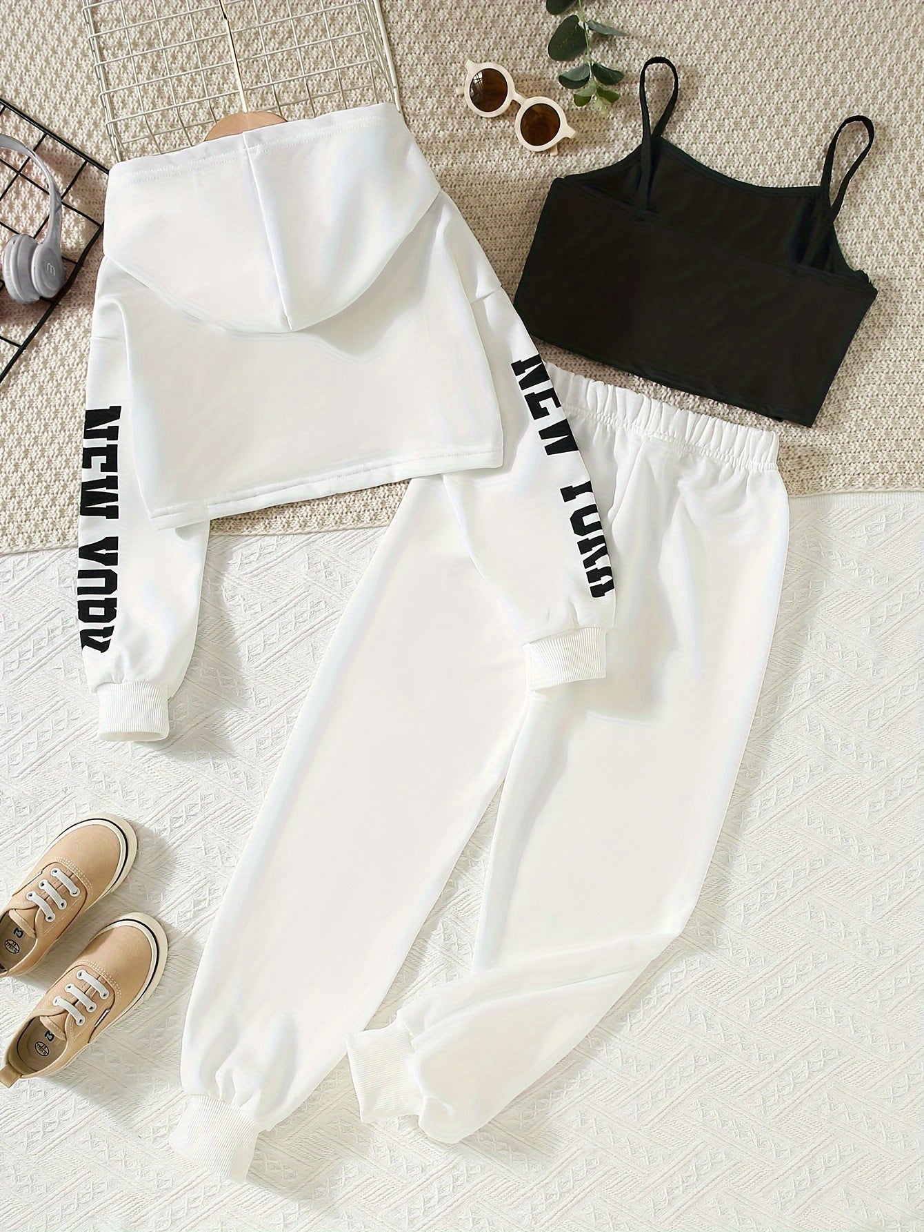 Girls' 3pcs Fashion Outfit, Short Hoodie and Tank Top with Athletic Pants Set, New York Print Casual Long Sleeve Top, Kids Spring/Summer/Autumn/Winter Clothing, Knitted Fabric, Stretchy, Letter Pattern, Regular Fit, Polyester