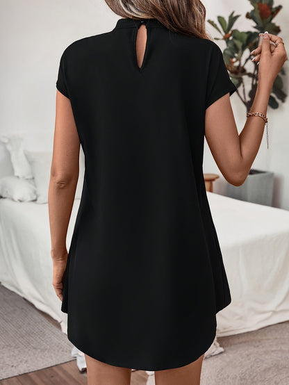 Elegante blusa de manga corta con detalle de lentejuelas para mujer, cuello redondo, negra con panel de lentejuelas brillantes, perfecta para primavera/verano/otoño.