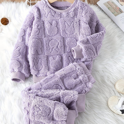 Casual Plush Animal Pattern Crew Neck Pullover Lash Set for - Cozy Warm Fall/Winter Long Sleeve and Pants Outfit, 100% Polyester Non-Stretch Knit Fabric for Weekend Casual Wear - Keep Away from Fire