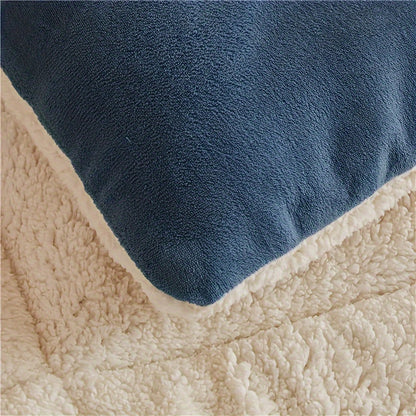 Reversible Plaid Comforter - Contemporary All-Season Quilted Duvet Insert with Box Stitch, Ultra Soft Milk Velvet Fabric, Medium Weight Polyester Fill, Machine Washable, Multipurpose - Available in 9 Sizes, Christmas Present