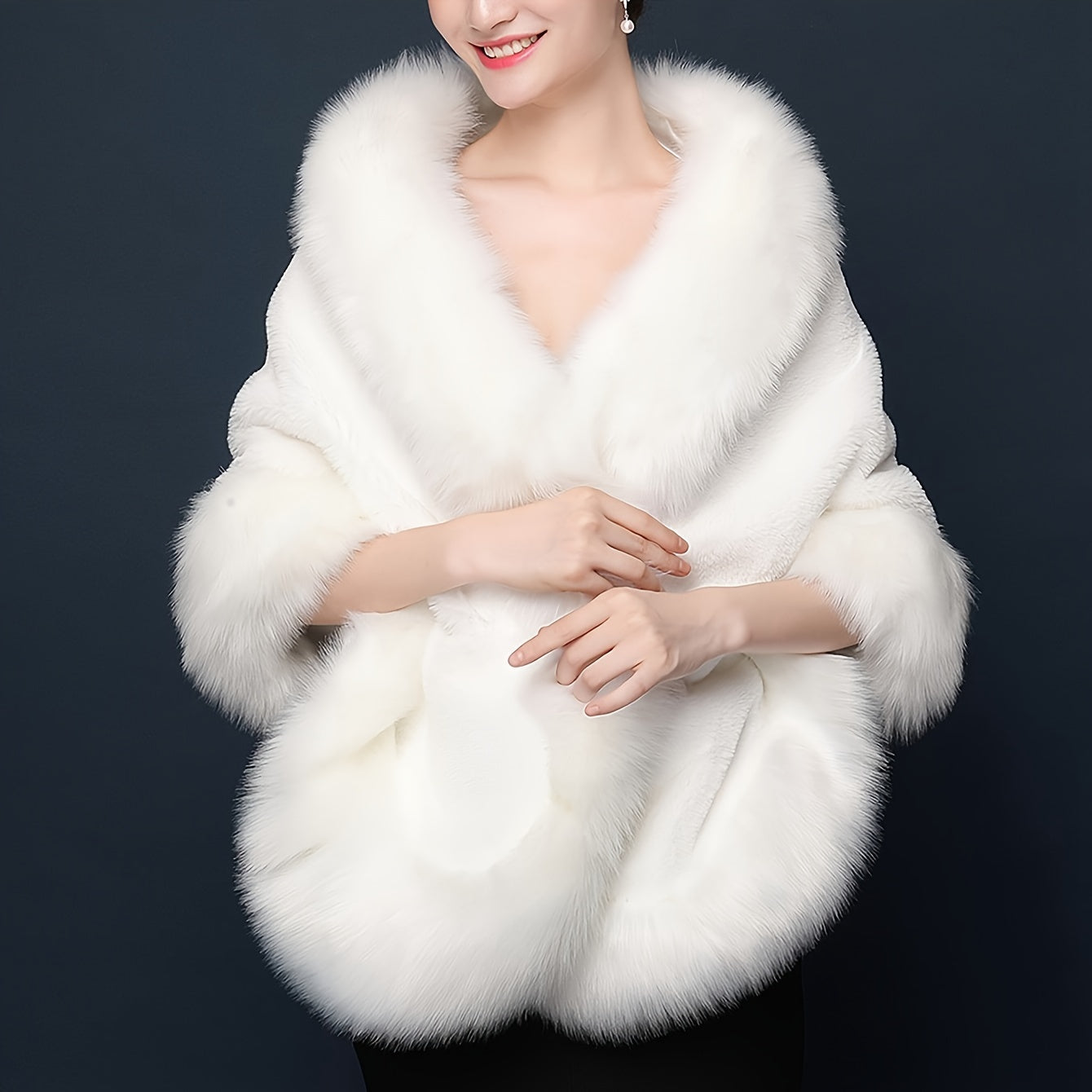 Luxurious Baroque-Style White Faux Fur Shawl - Cozy, Windproof Cape with Large Buttons for Brides & Party Gatherings, Perfect for Fall/Winter Elegance, Wedding Cape