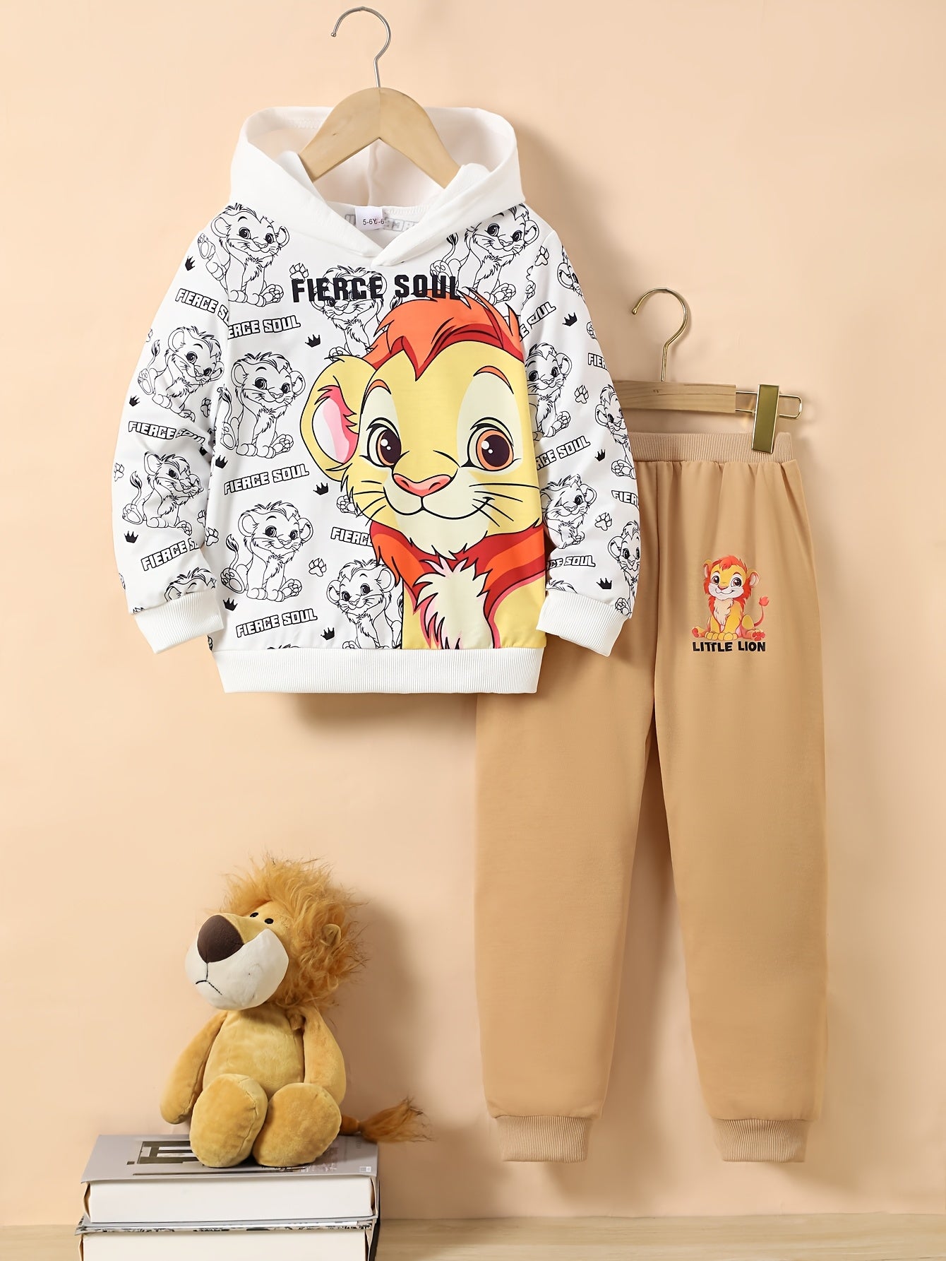 Popular Autumn and Winter Set for Boys Featuring a Hoodie and Sweatpants with a Lion Print, Designed for Targeted Development, for Outdoor