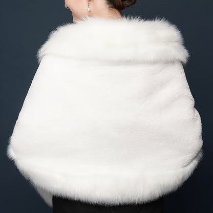 Luxurious Baroque-Style White Faux Fur Shawl - Cozy, Windproof Cape with Large Buttons for Brides & Party Gatherings, Perfect for Fall/Winter Elegance, Wedding Cape
