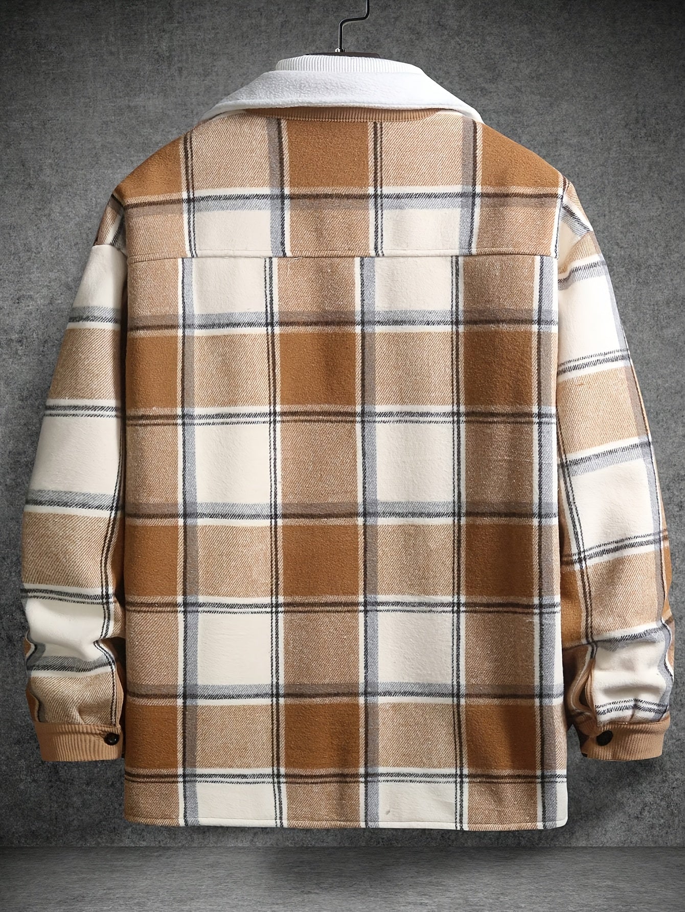 1pc Men'S Casual Plaid Fleece Jacket, Thickened Outerwear with Button Closure, Polyester Fabric, Non-Stretch, Regular Fit, Autumn/Winter Season, Solid Color Pocket Detail