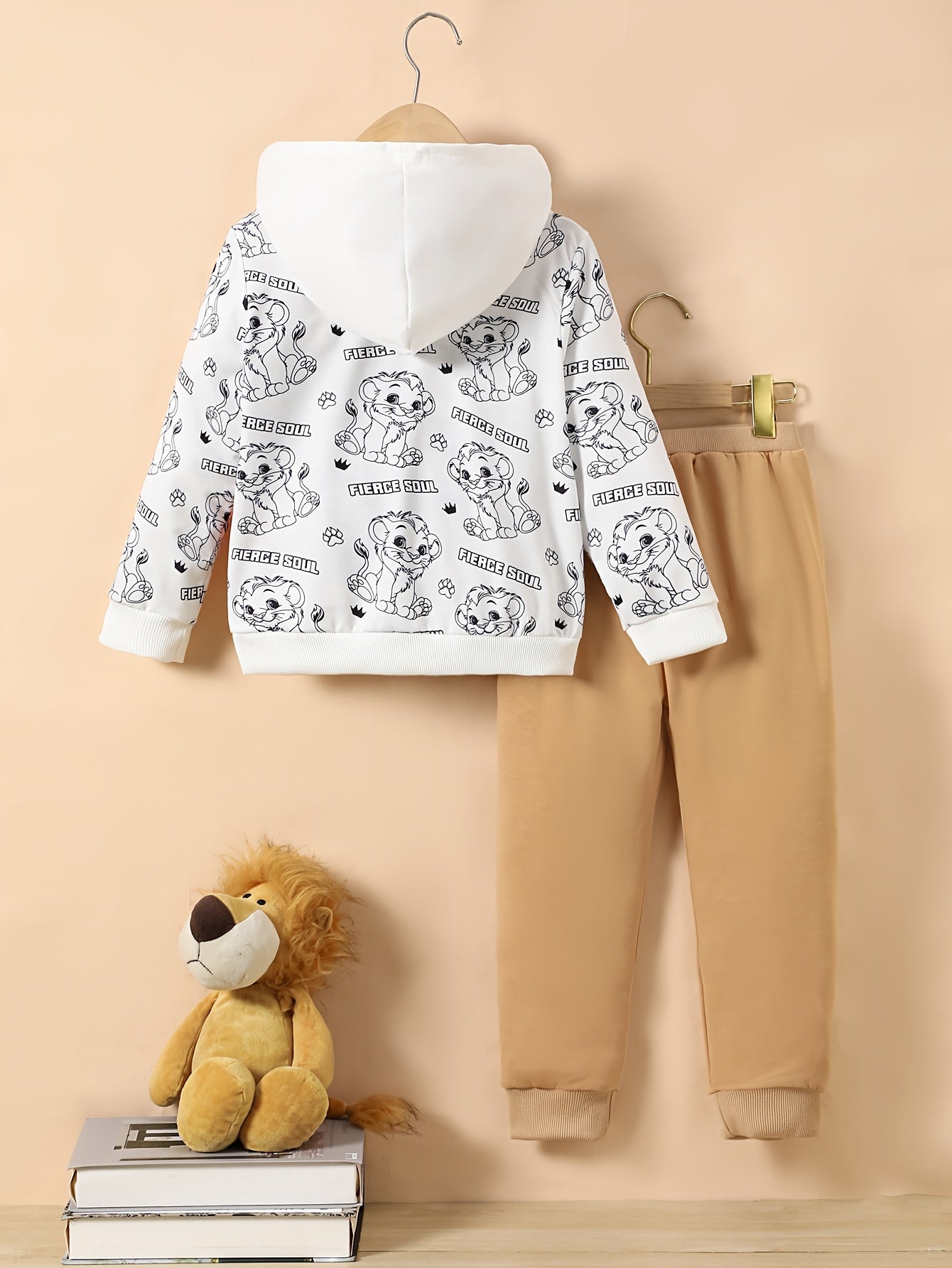 Popular Autumn and Winter Set for Boys Featuring a Hoodie and Sweatpants with a Lion Print, Designed for Targeted Development, for Outdoor