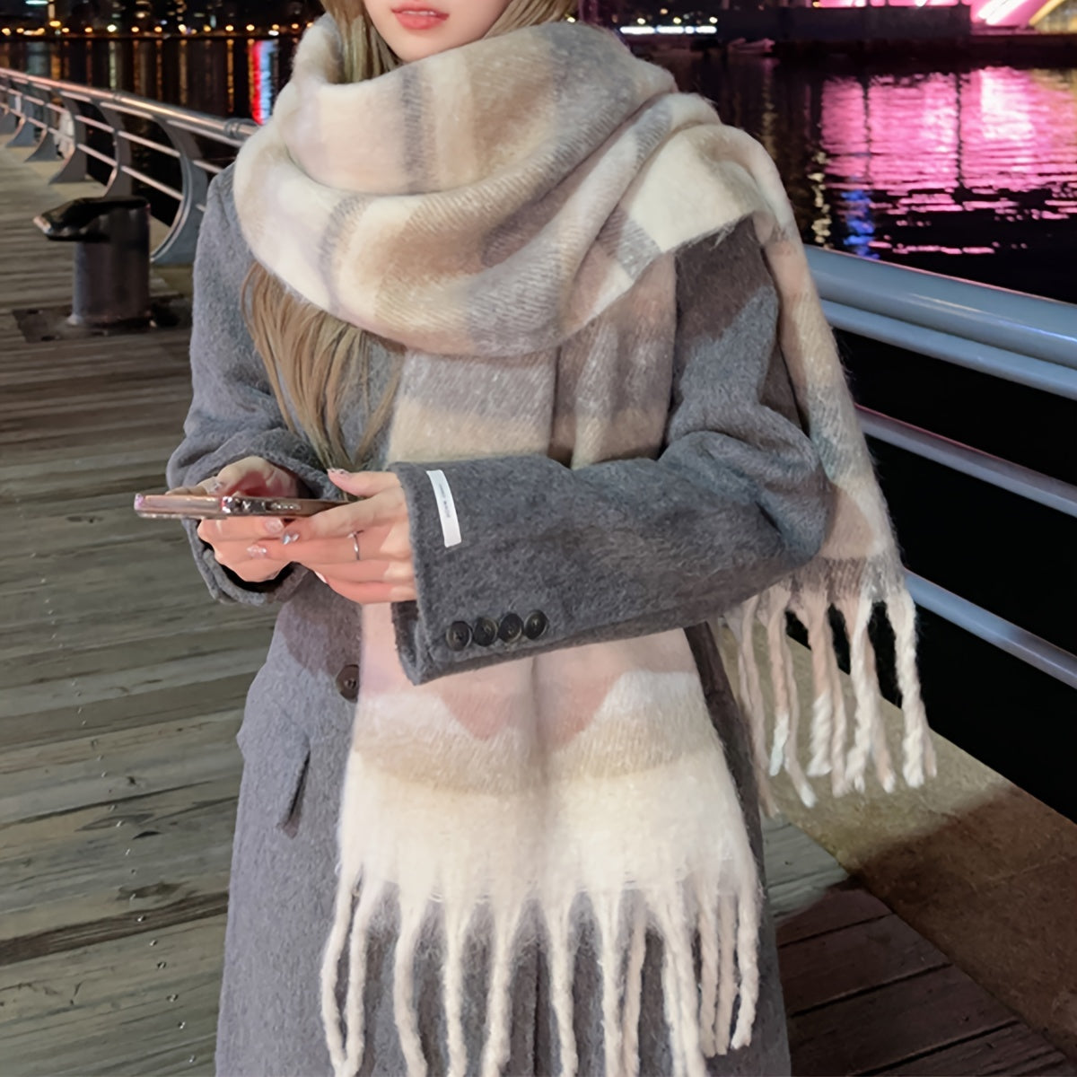 1 Elegant Maillard-Inspired Striped Chunky Knit Scarf for Women - Cozy Thickened Fleece Blend, Versatile Shawl with Tassels - Warm, Windproof & Decorative for Winter Outings - Cream and Gray
