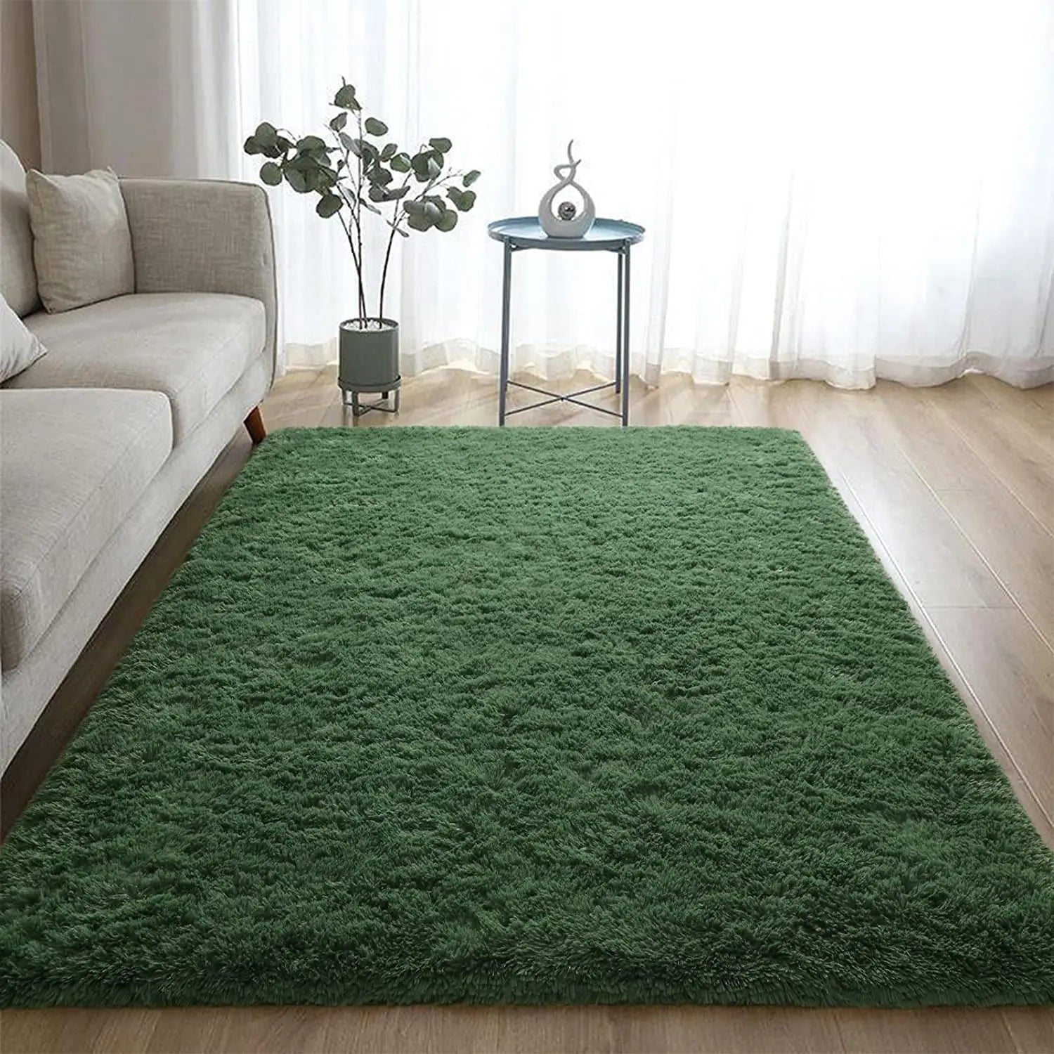 High Quality and Super Soft Plush Carpet Bedroom Bedside Rug Living Room Children's Room Non Slip Home Decoration 