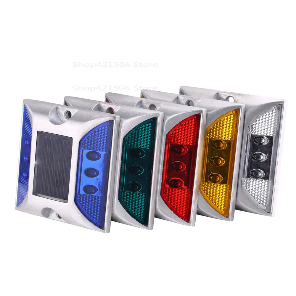 Alumínio Reflexivo Cat Eye Solar Road Stud, Quadrado, Alto Brilho, Ip68 Piscando ou Always-On Traffic Marker Light, Popular