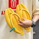 Pantuflas de suela gruesa para hombre y mujer, pantuflas novedosas, sandalias antideslizantes, zapatos de baño para pareja, diseño de plátano, verano 