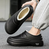 Zapatillas de algodón impermeables para hombre, zapatos de interior, cálidos, para el jardín, de moda concisa, para invierno, 2024 