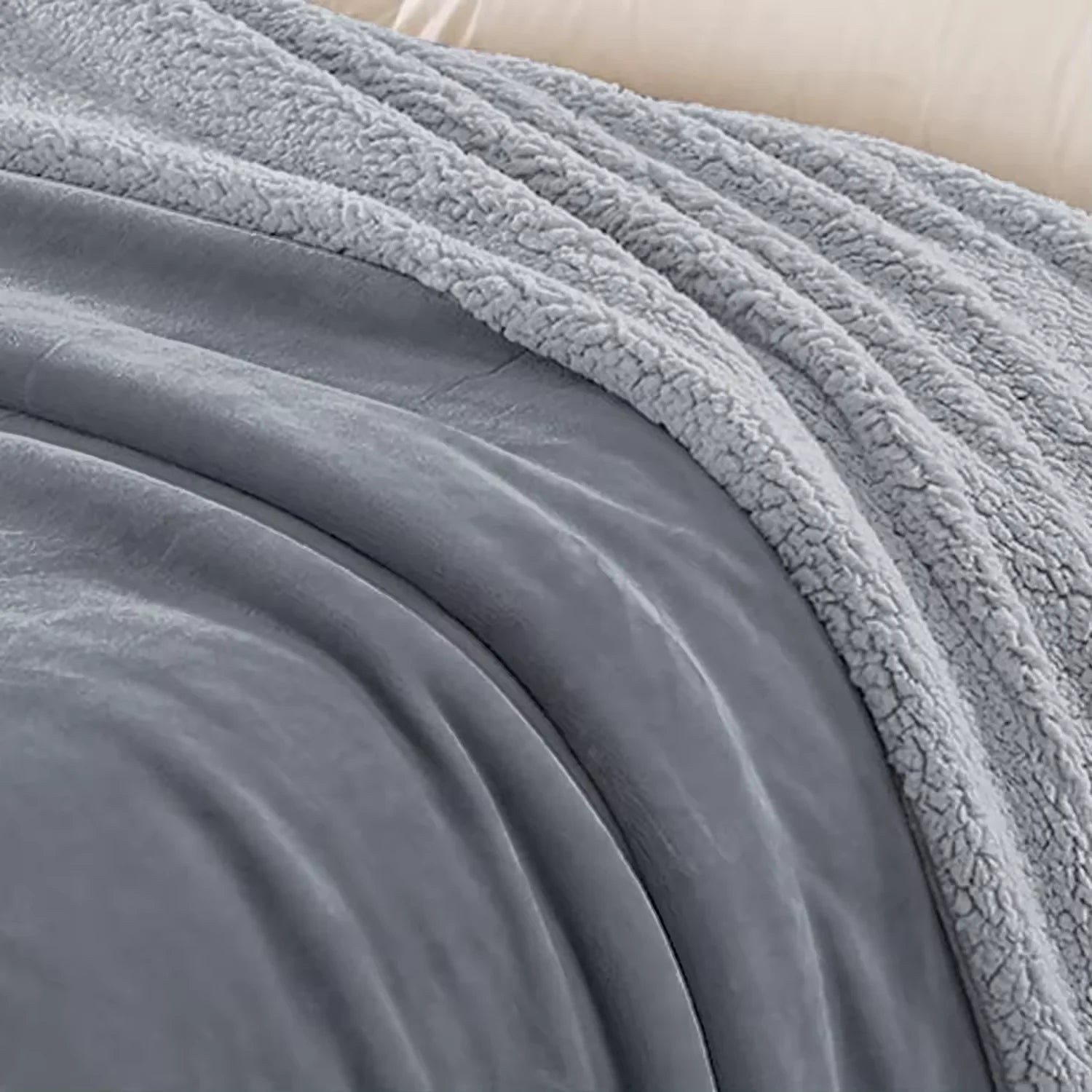 Velvet shearling blanket with thick lambskin look, 100% polyester, modern style in 6 colors and 3 sizes - sofa blankets, fleece, flannel - winter, warm and thick nap - ultra-soft double layer. Shipping from Spain
