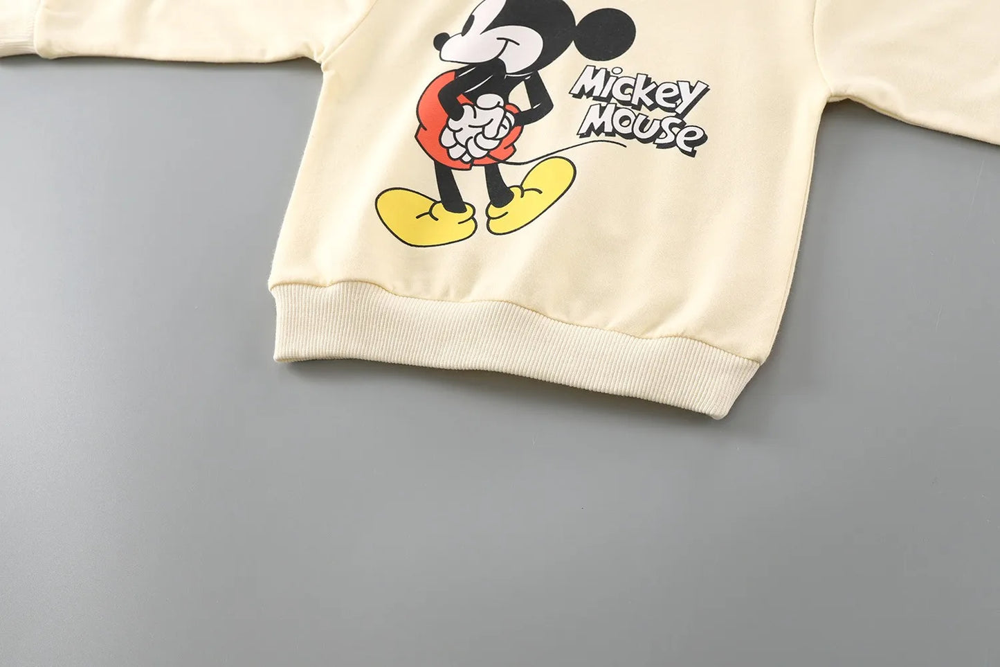 Sudadera de Minnie para niña, de primavera y otoño, holgada, de manga larga, con dibujos animados de Disney, para niños, con cuello redondo