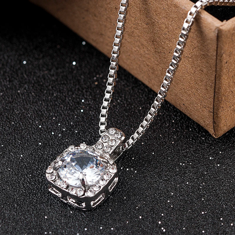 2023 Classic Wedding Crystal Color Teardrop Pendant Necklace for Women Trendy Rhinestone Collar Necklace Jewelry statement