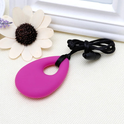 Collar sensorial para masticar, paquete de colgante de silicona para masticar, juguete de entrenamiento y desarrollo para bebés en dentición, autismo y ansiedad.