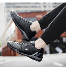 Men's Sports Shoes Leather Waterproof Running Sneakers Luxury Walking Gym Shoes Man Non-slip Training Sneakers Flat Shoes Tennis