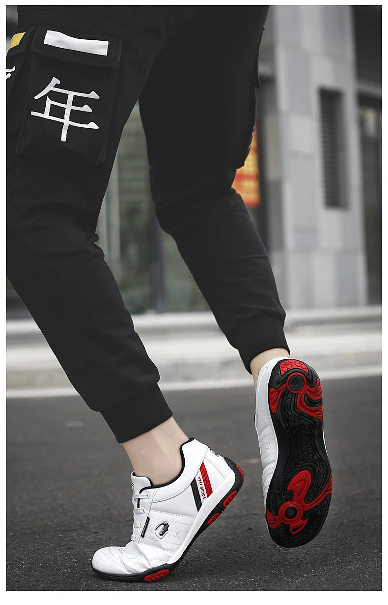 Men's Sports Shoes Leather Waterproof Running Sneakers Luxury Walking Gym Shoes Man Non-slip Training Sneakers Flat Shoes Tennis