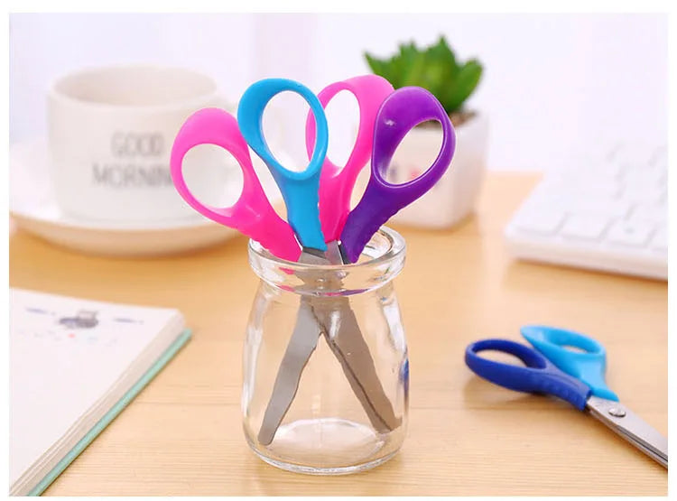 1 Pc Children Cartoon Round Head Safety Scissors  with Plastic DIY Manual Paper-cut Kindergarten Art Designer Stationery