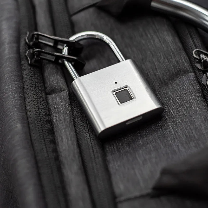 KERUI Smart Fingerprint Padlock Waterproof Fingerprint Keyless Door Lock Type C Rechargeable Security Padlock for House