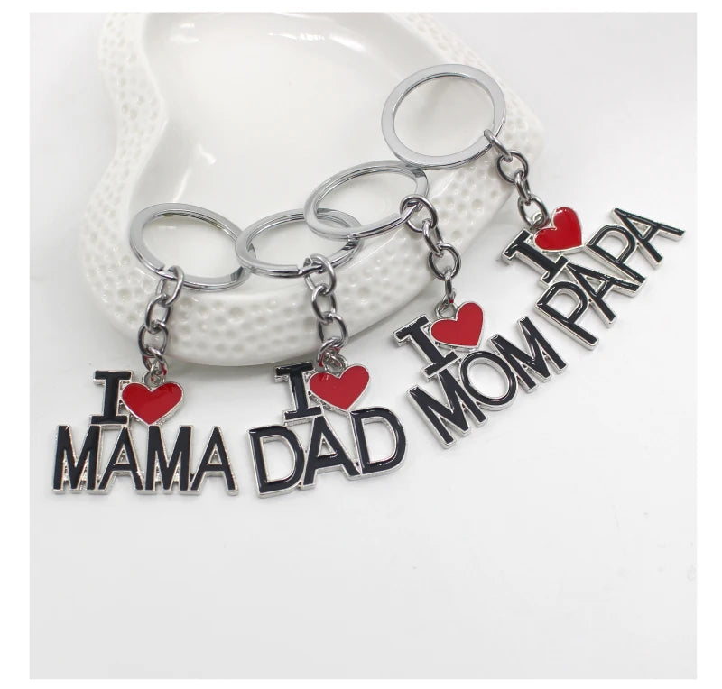 Llavero con letras huecas "Amo a mamá, mamá, papá y papá" para mujeres y hombres, joyería, mochila, llavero, regalos para el Día del Padre y el Día de la Madre.