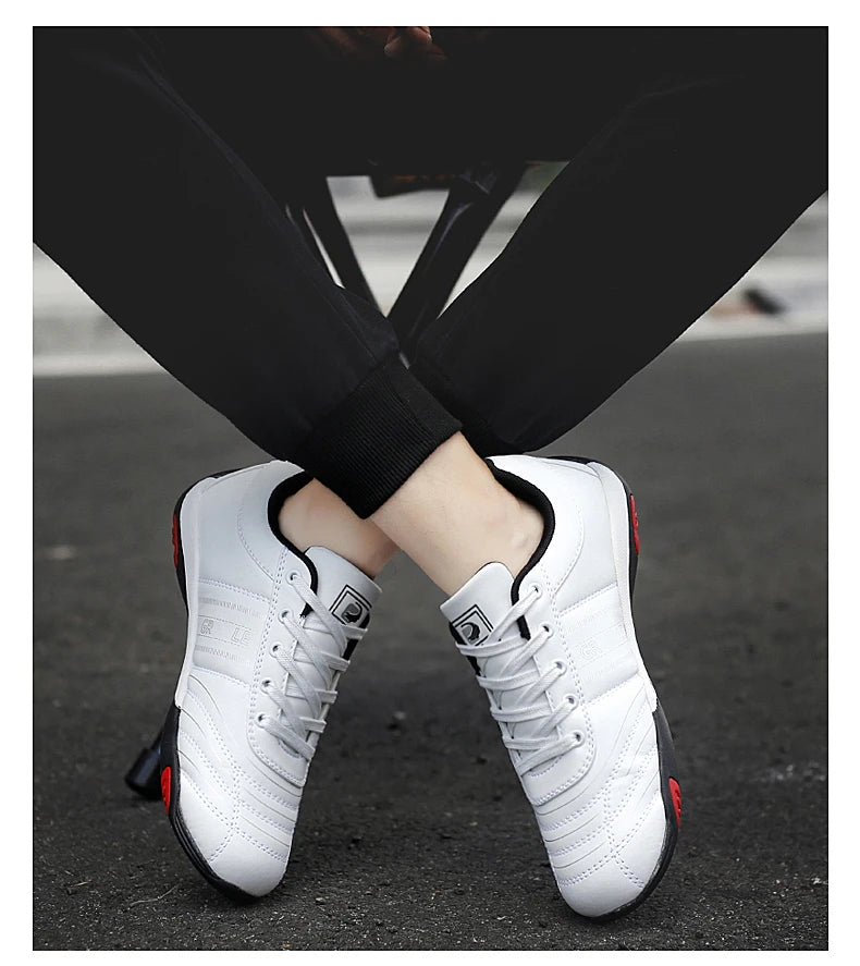 Men's Sports Shoes Leather Waterproof Running Sneakers Luxury Walking Gym Shoes Man Non-slip Training Sneakers Flat Shoes Tennis