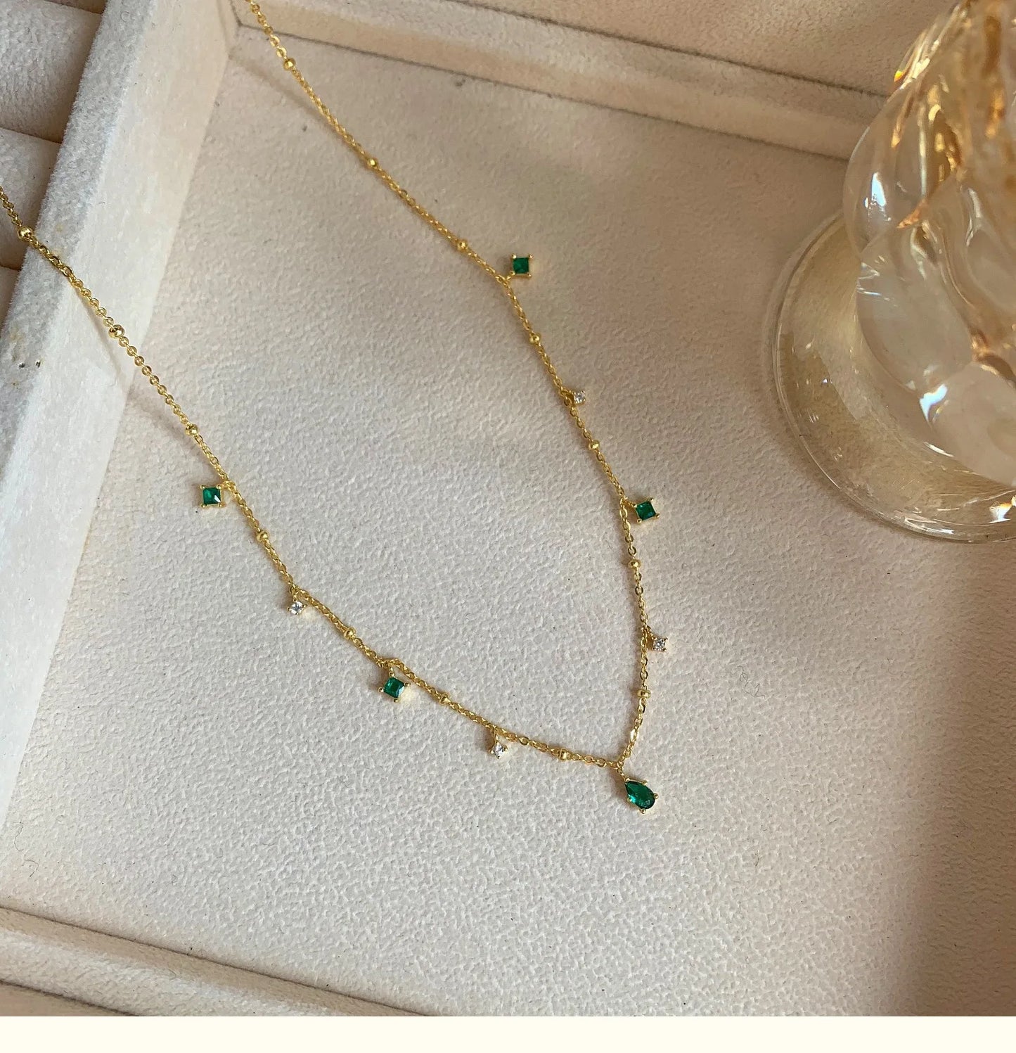 Exquisite Green Zircon Clavicle Chain Necklace Choker Necklace for Women Gifts Jewelry Vintage Design Necklace Wholesale