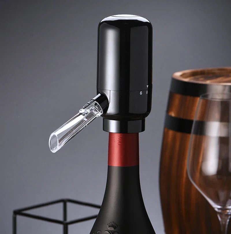 Decantador eléctrico USB Decantador eléctrico inteligente de vino tinto Decantador eléctrico neumático fácil de limpiar Dispensador de vino creativo